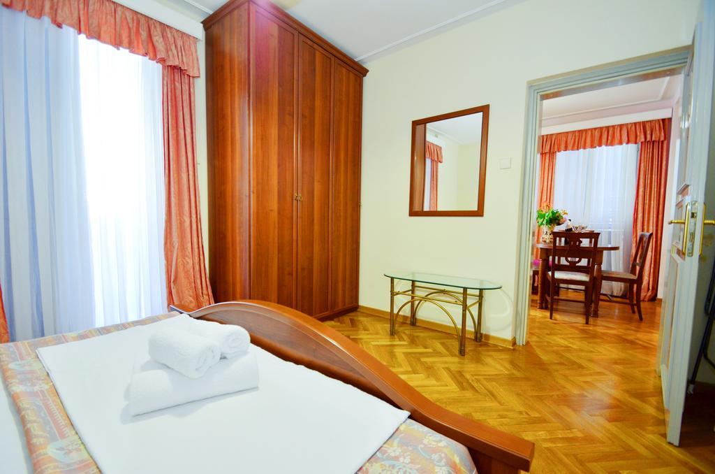 Villa Velzon Guesthouse Budva Room photo